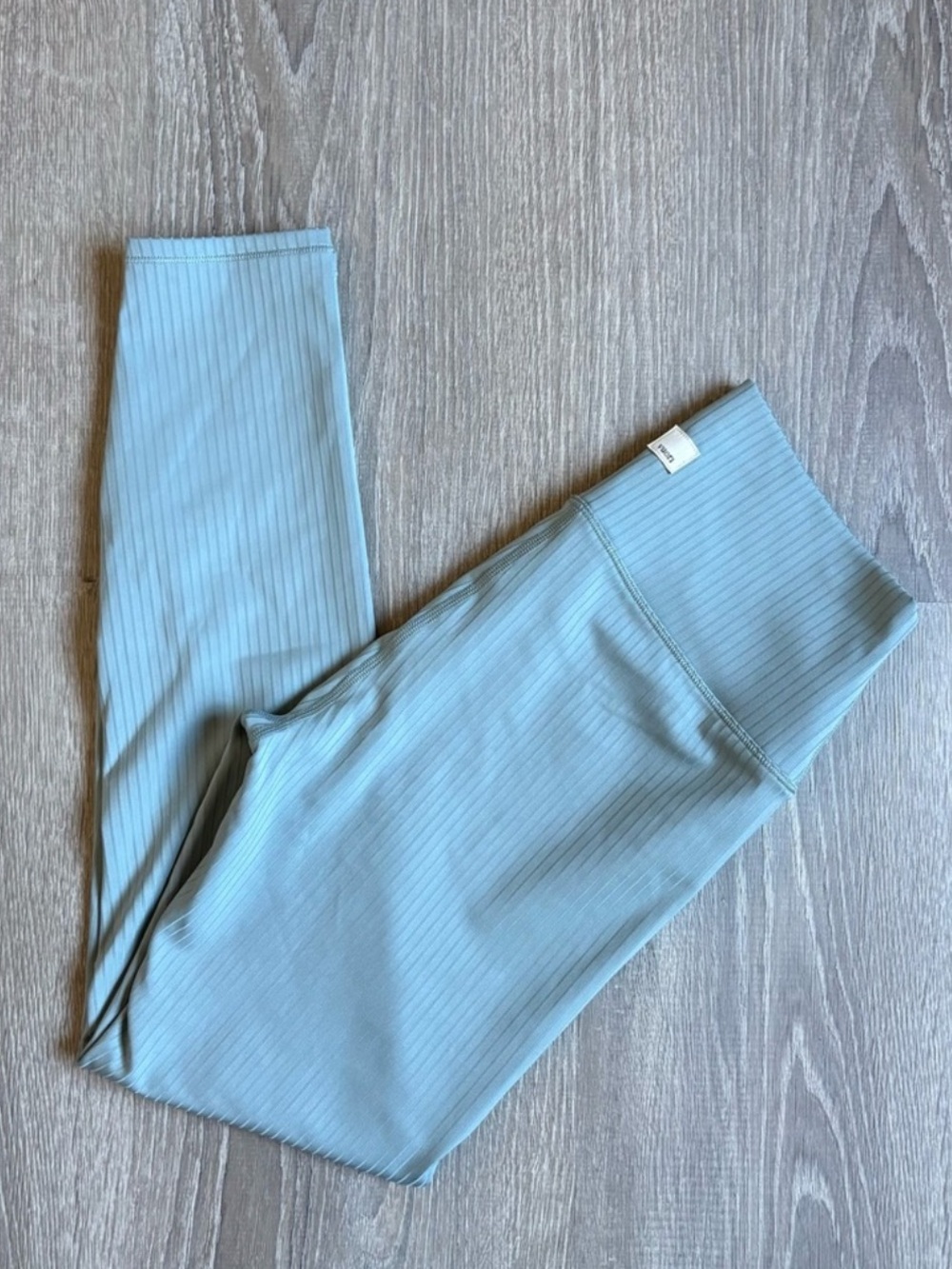 Vuori Inversion Rib Legging Mist - Picture 3 of 4